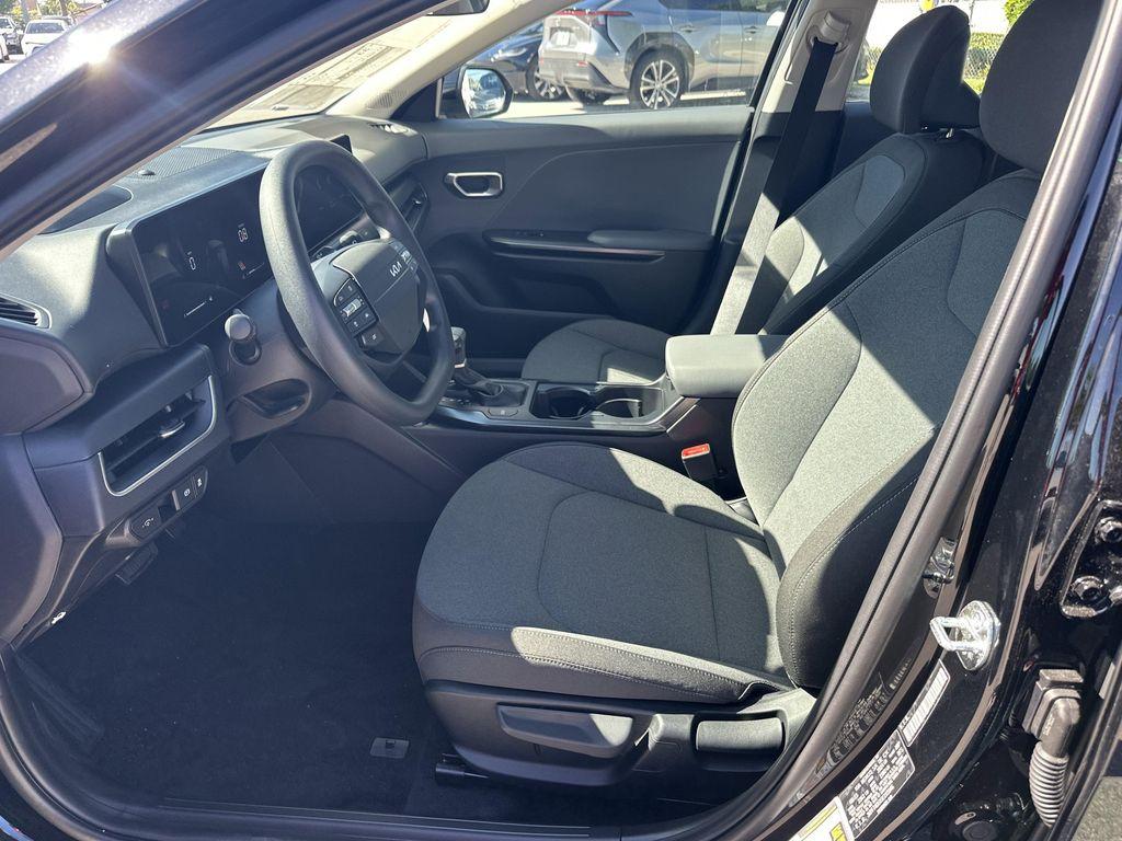 new 2025 Kia K4 car, priced at $24,375