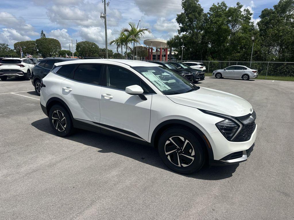 new 2025 Kia Sportage Hybrid car, priced at $29,525