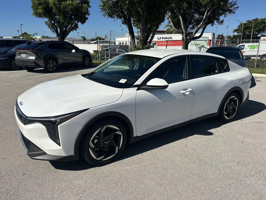 new 2025 Kia K4 car, priced at $25,735