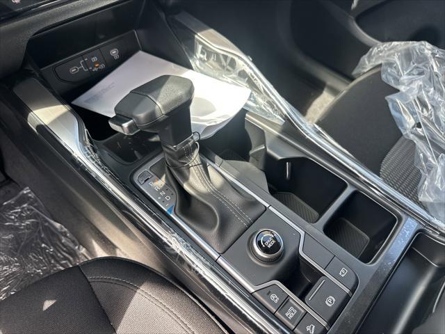 new 2025 Kia Sorento car, priced at $33,735