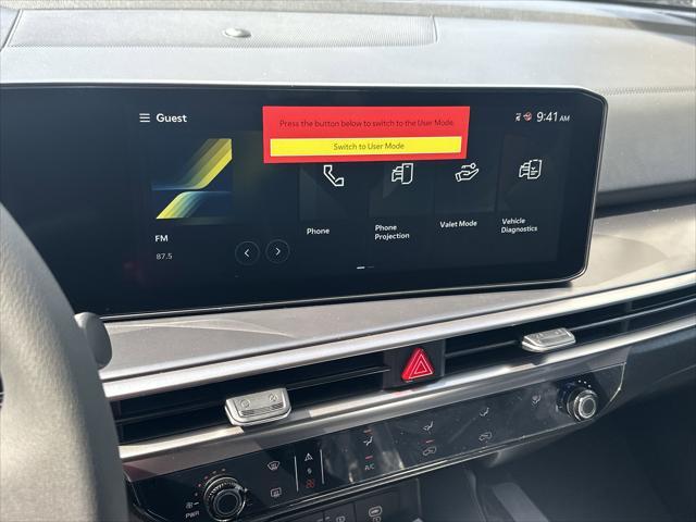 new 2025 Kia Sorento car, priced at $33,735