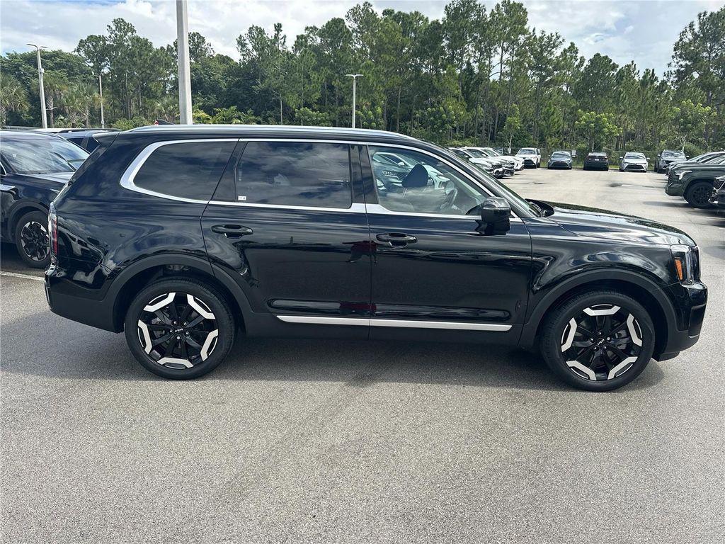 used 2023 Kia Telluride car, priced at $31,500