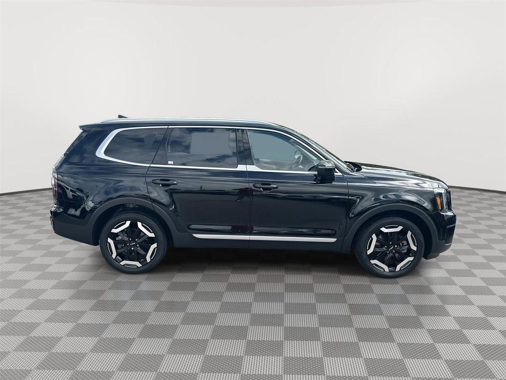 used 2023 Kia Telluride car, priced at $30,928
