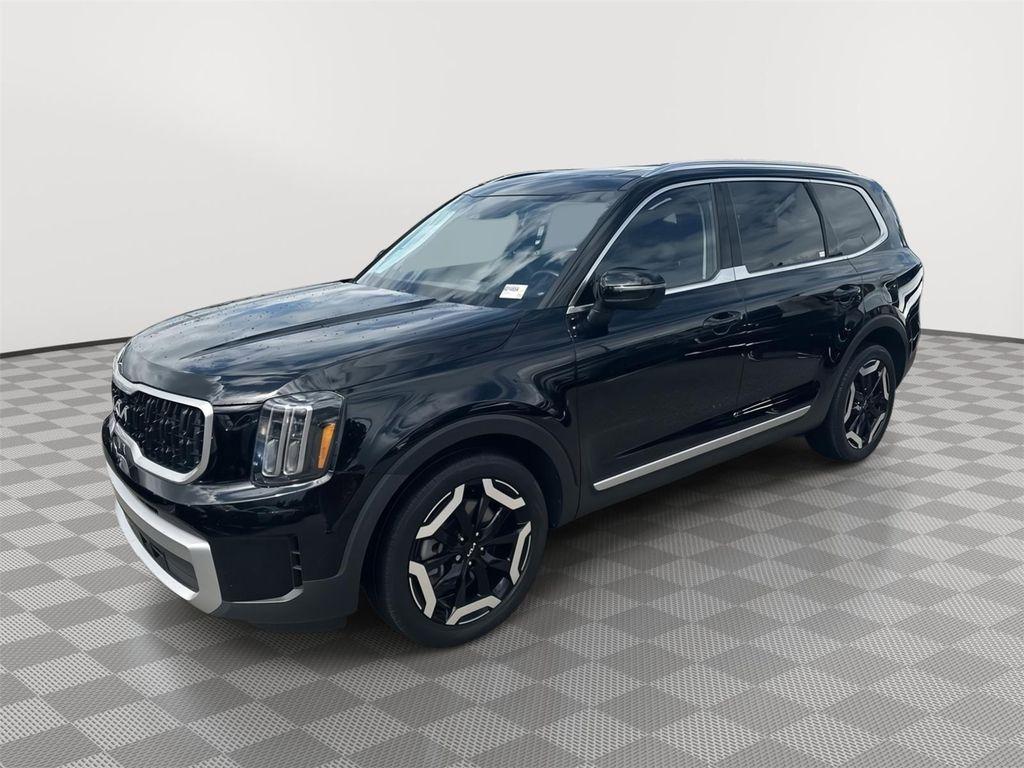 used 2023 Kia Telluride car, priced at $31,500