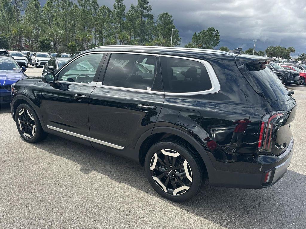 used 2023 Kia Telluride car, priced at $31,500