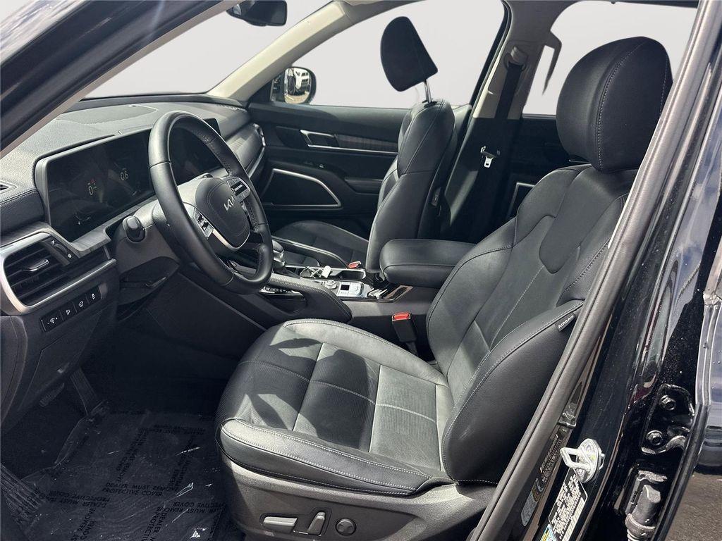 used 2023 Kia Telluride car, priced at $30,928