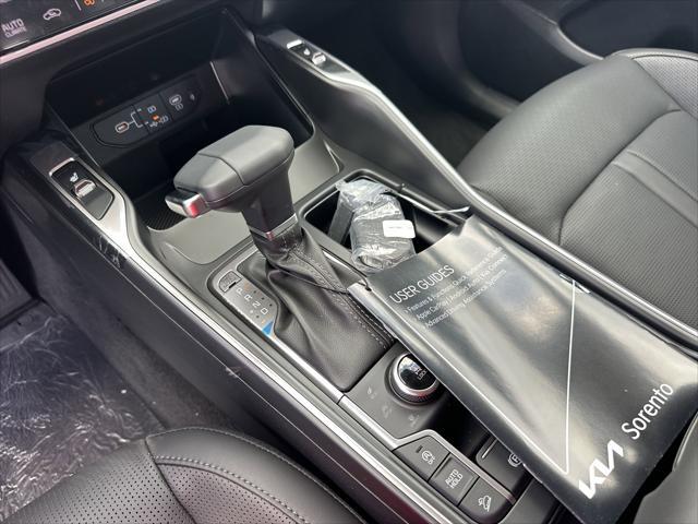 new 2025 Kia Sorento car, priced at $38,635
