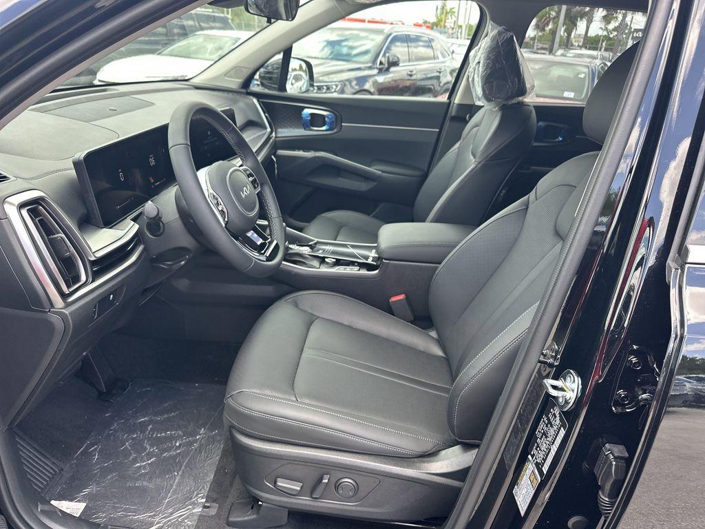 new 2025 Kia Sorento car, priced at $37,476