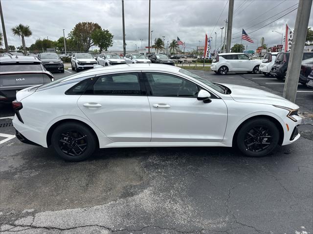 new 2025 Kia K5 car, priced at $28,528