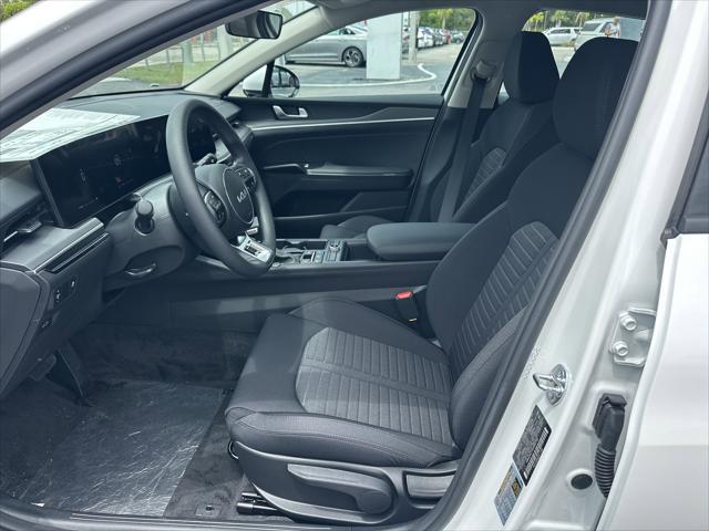 new 2025 Kia K5 car, priced at $28,528