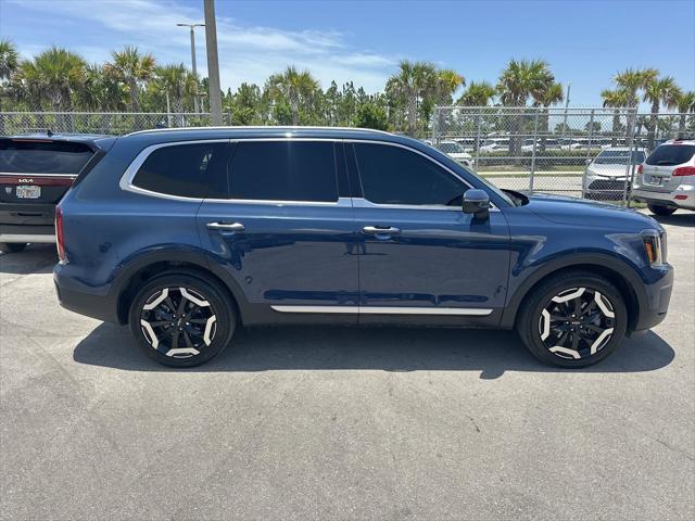 used 2024 Kia Telluride car, priced at $34,984