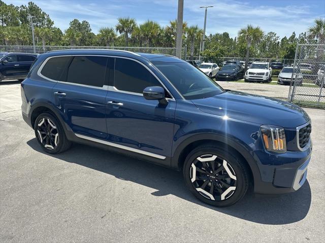used 2024 Kia Telluride car, priced at $34,984