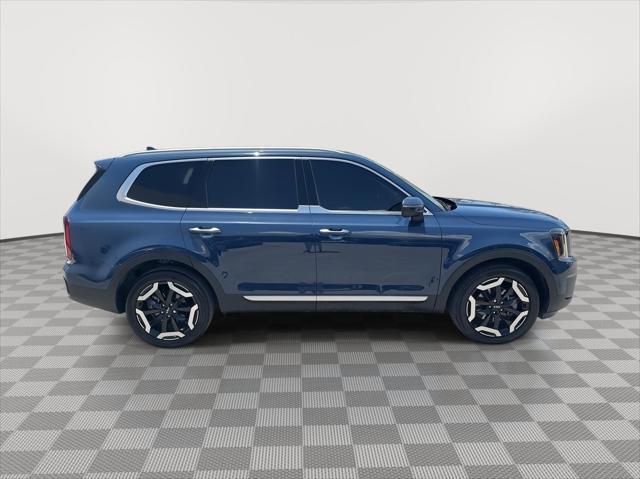 used 2024 Kia Telluride car, priced at $34,984