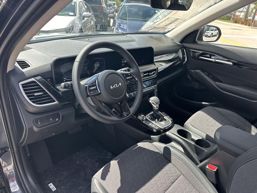 new 2026 Kia Seltos car, priced at $27,115