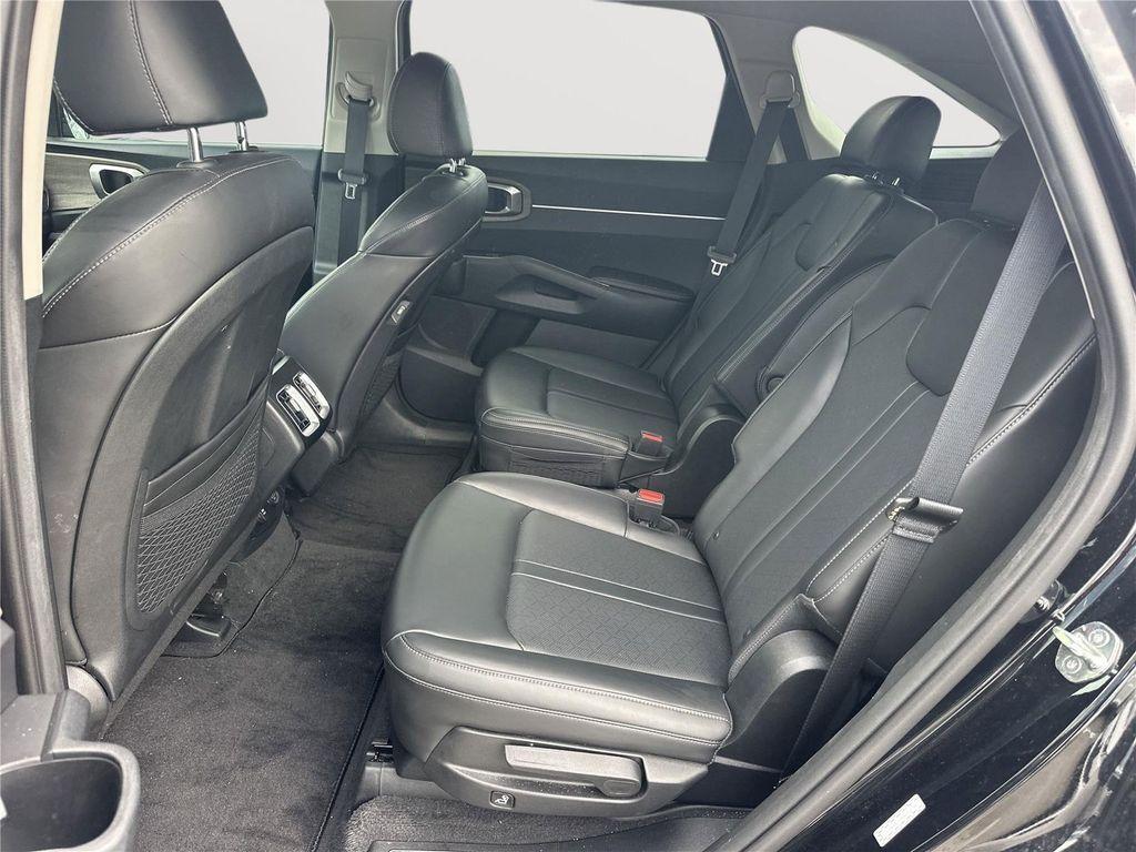used 2023 Kia Sorento car, priced at $31,257