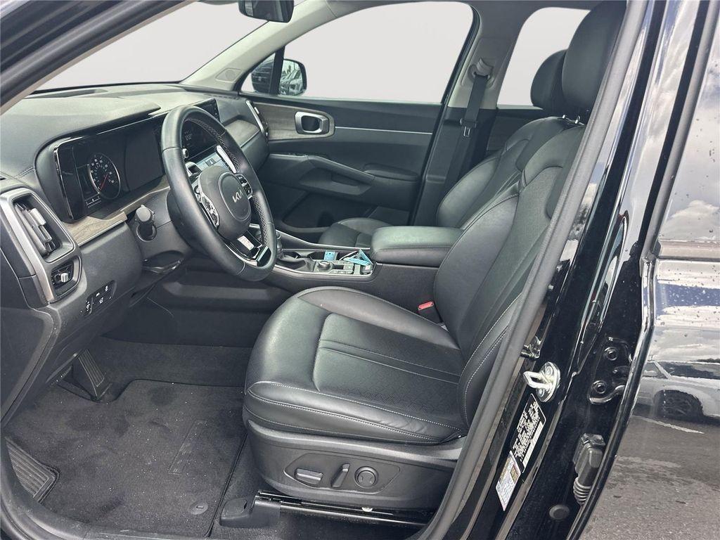 used 2023 Kia Sorento car, priced at $31,257