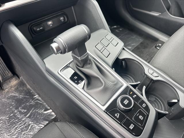 new 2025 Kia Sportage car, priced at $28,768