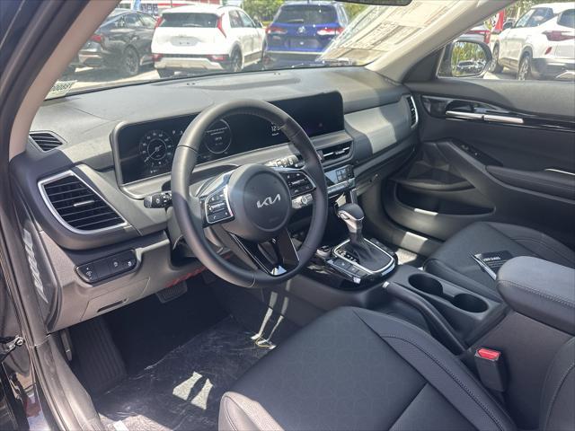 new 2025 Kia Seltos car, priced at $28,255