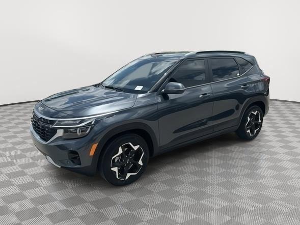 used 2025 Kia Seltos car, priced at $23,532
