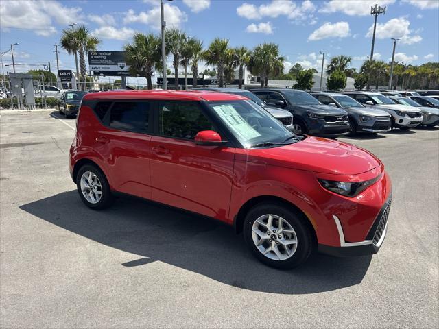 new 2025 Kia Soul car, priced at $22,054