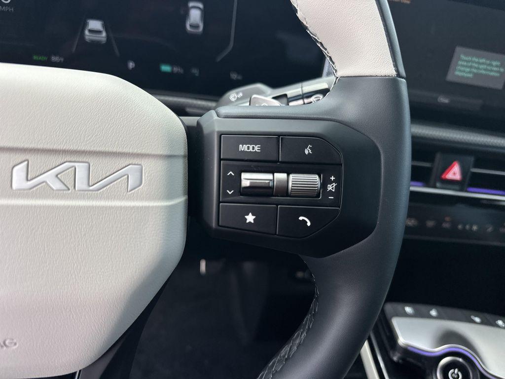 new 2025 Kia EV6 car, priced at $44,331