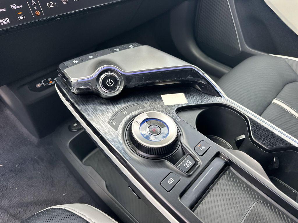 new 2025 Kia EV6 car, priced at $44,331