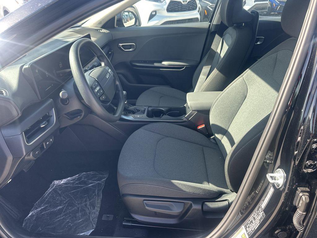 new 2025 Kia K4 car, priced at $23,888