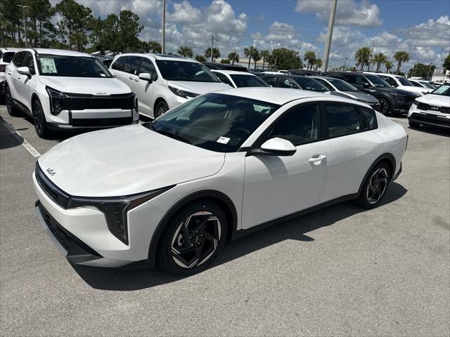 new 2025 Kia K4 car, priced at $25,294