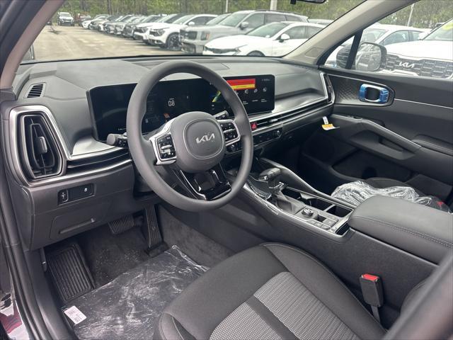 new 2025 Kia Sorento car, priced at $33,398