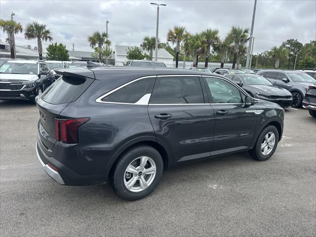 new 2025 Kia Sorento car, priced at $33,398