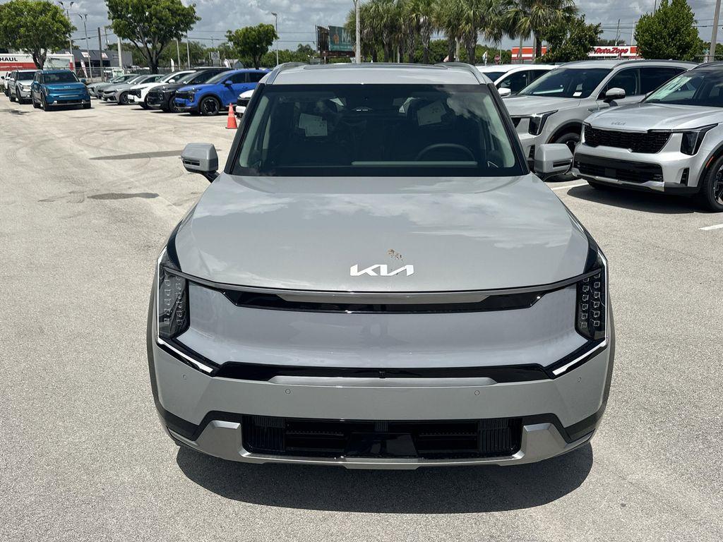 new 2026 Kia EV9 car, priced at $62,075