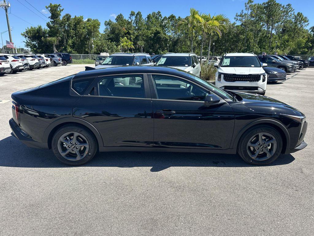 new 2025 Kia K4 car, priced at $23,644