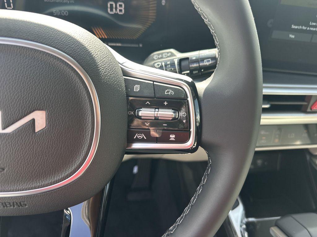 new 2025 Kia Sorento car, priced at $37,555