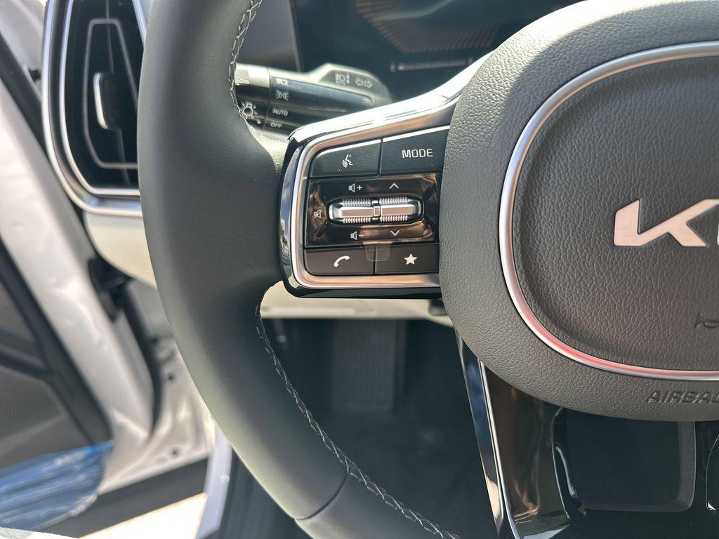 new 2025 Kia Sorento car, priced at $37,555