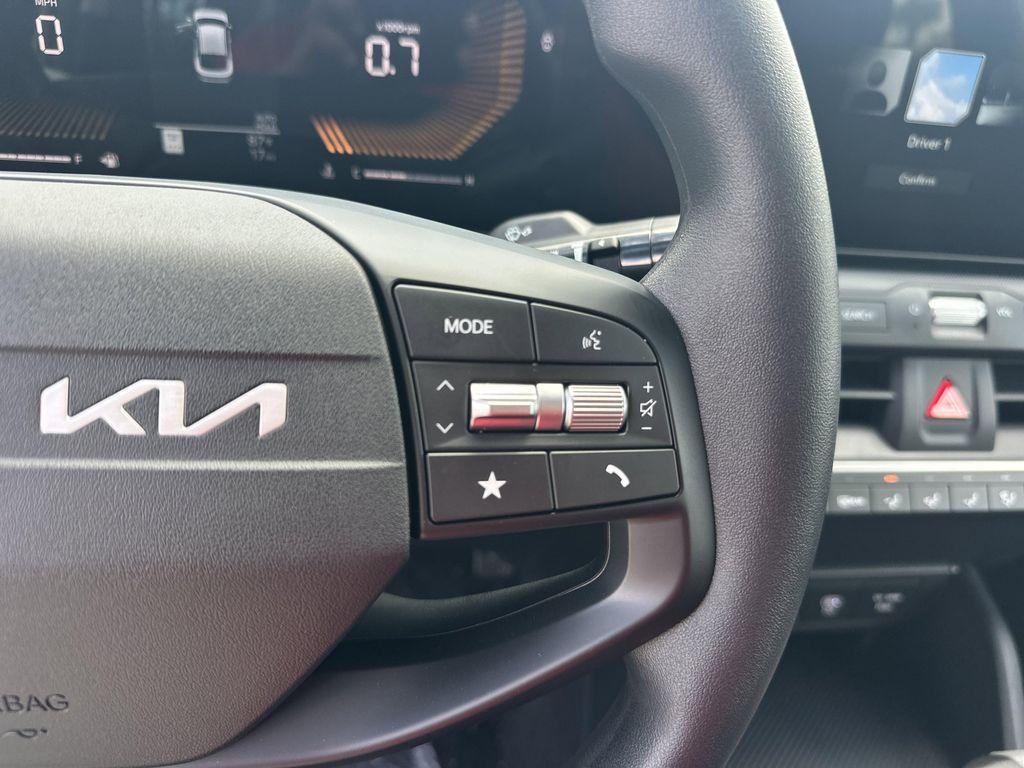 new 2025 Kia K4 car, priced at $23,628