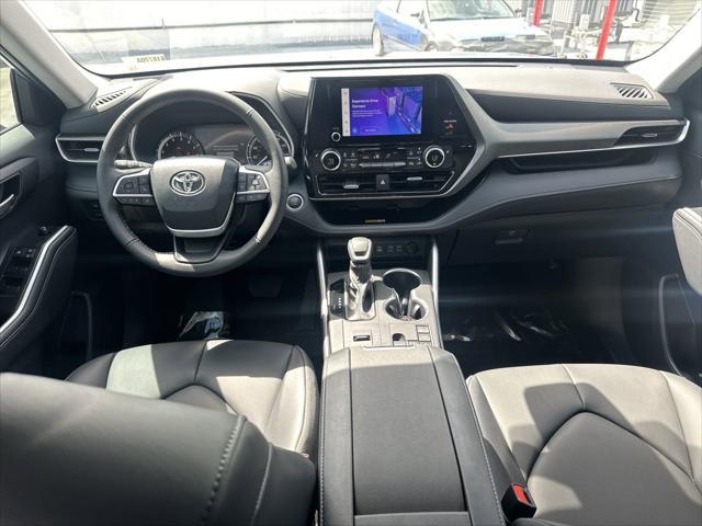 used 2024 Toyota Highlander car, priced at $42,411