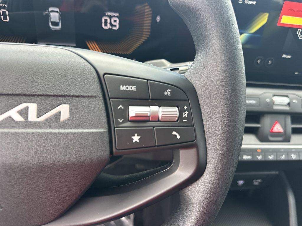 new 2025 Kia K4 car, priced at $23,644