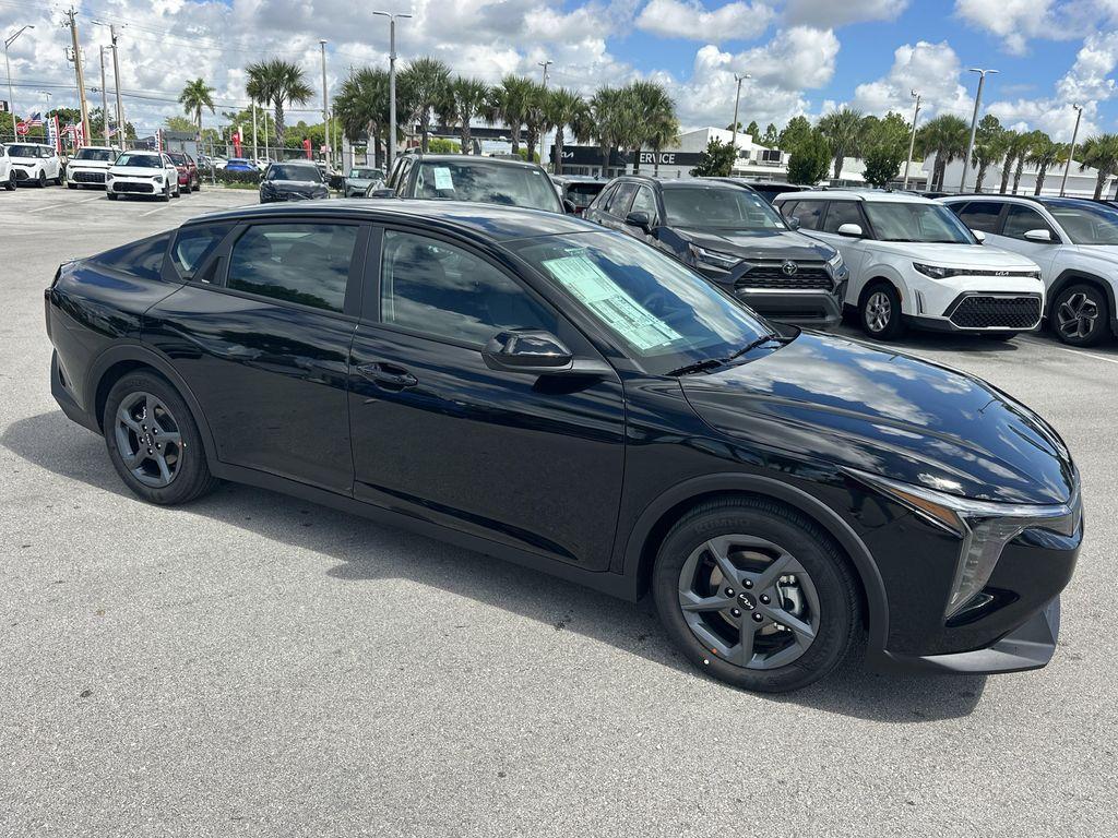 new 2025 Kia K4 car, priced at $23,644