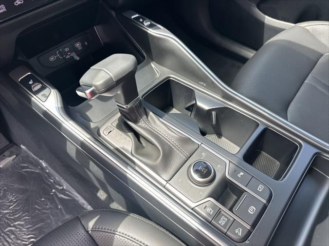new 2025 Kia Sorento car, priced at $38,739