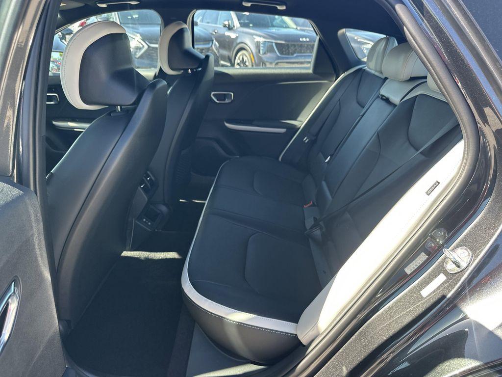new 2025 Kia K4 car, priced at $29,475
