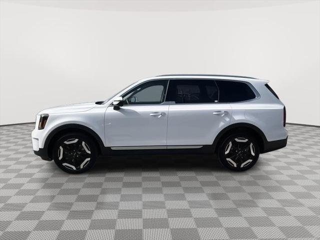 used 2024 Kia Telluride car, priced at $35,199