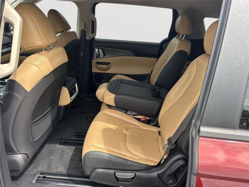 used 2024 Kia Carnival car, priced at $29,838