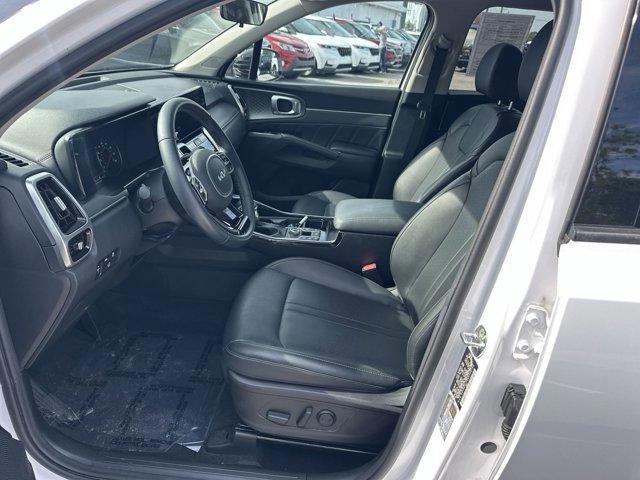 used 2022 Kia Sorento car, priced at $31,995