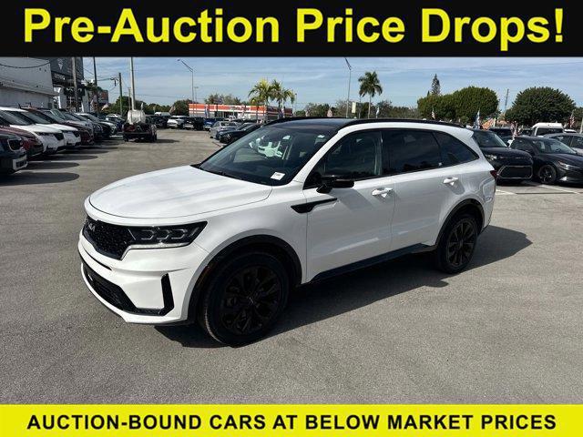 used 2022 Kia Sorento car, priced at $31,995