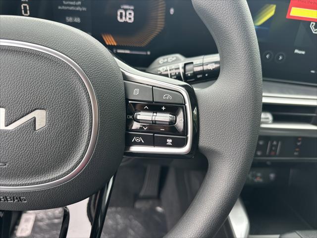 new 2025 Kia Sorento car, priced at $33,735