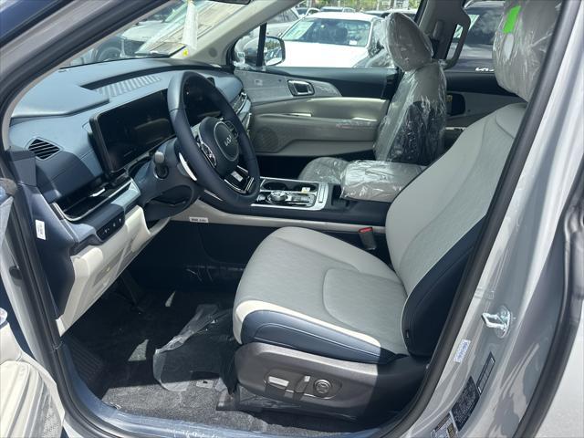 new 2026 Kia Carnival Hybrid car, priced at $45,385
