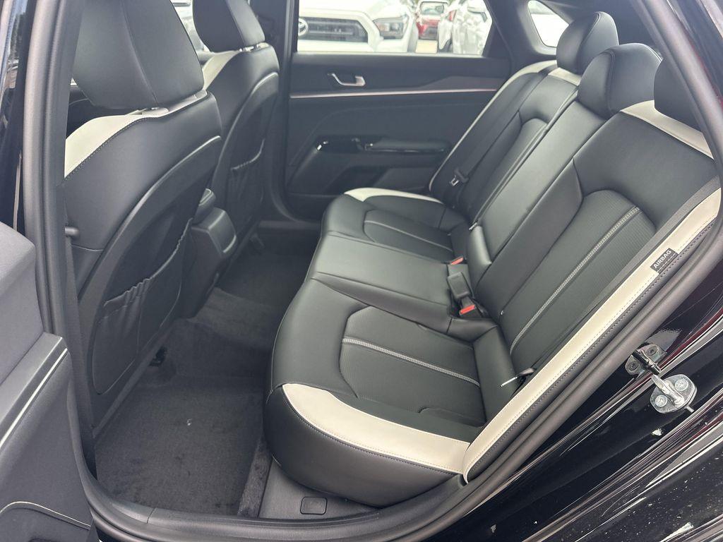 new 2025 Kia K5 car, priced at $30,767