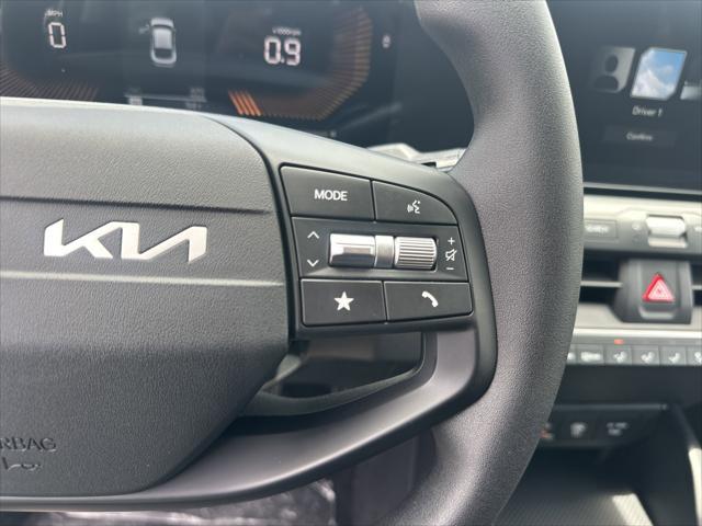 new 2025 Kia K4 car, priced at $25,025