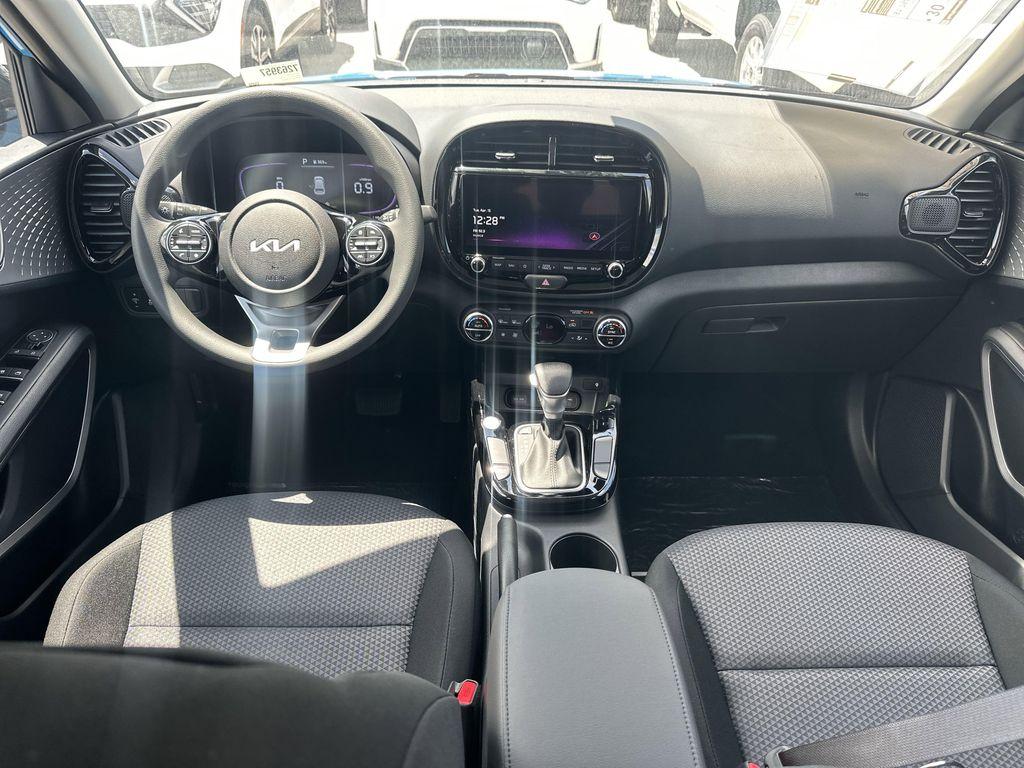 new 2025 Kia Soul car, priced at $23,611