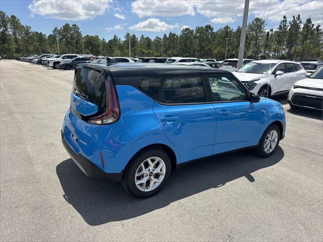 new 2025 Kia Soul car, priced at $24,880